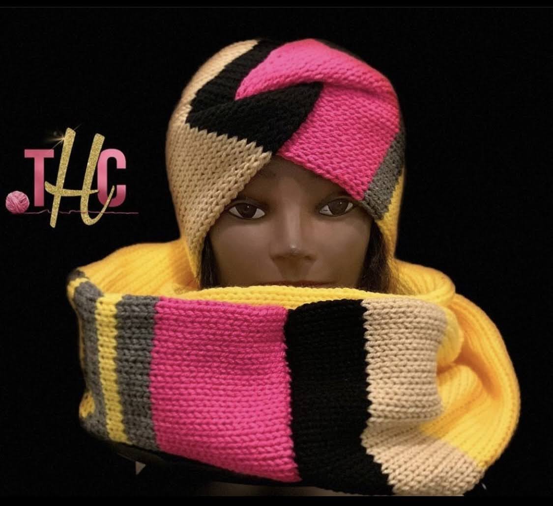 Knitted Earwarmer and Infinity Scarf